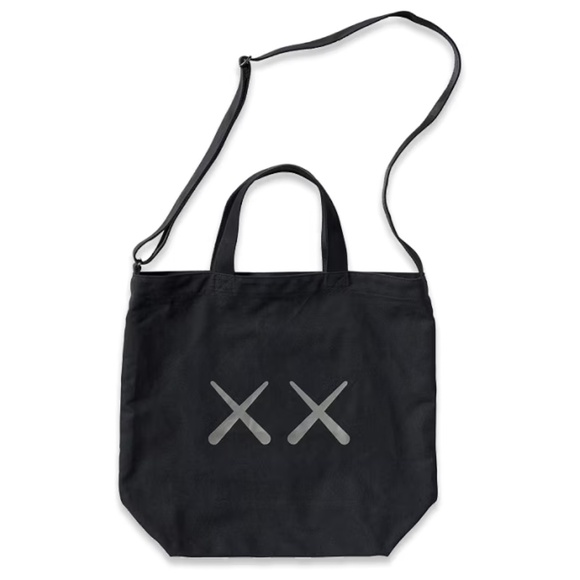 BNWT RARE KAWS + WARHOL x UNIQLO 2WAY tote bag black Japan limited edition HTF - Picture 1 of 2